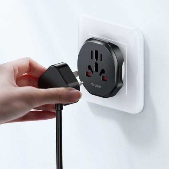 "مبدل برق مک دودو مدل MCDODO CP-4550"