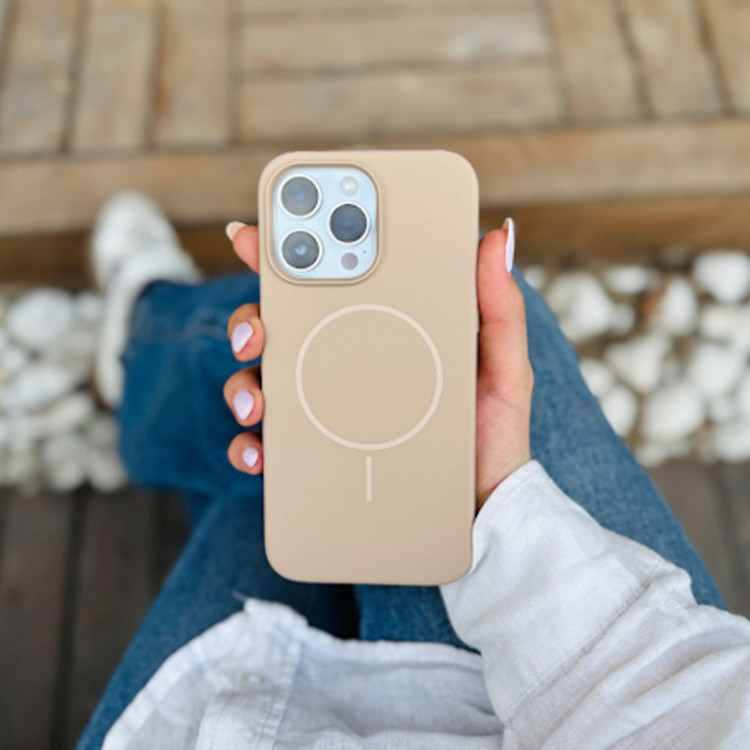 قاب گوشی مگ سیف دار سیلیکونی نرم اورجینال مناسب اپل آیفون Apple iphone 16